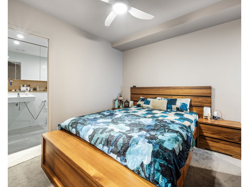 504/10 Curwen Terrace, Chermside QLD 4032