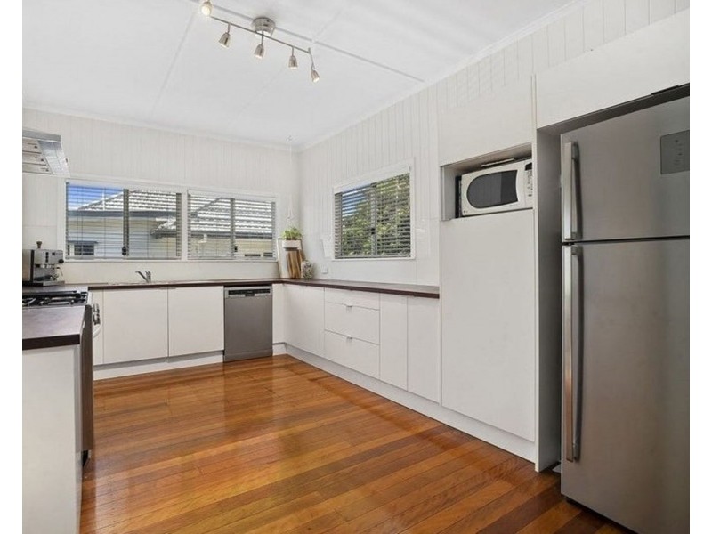 16 Hazlitt Street, Banyo QLD 4014