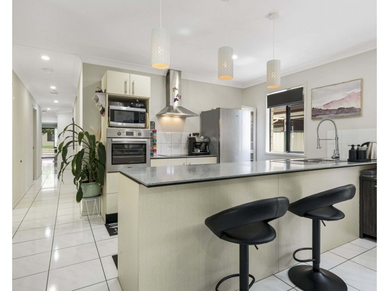5 Chopin Street, Strathpine QLD 4500