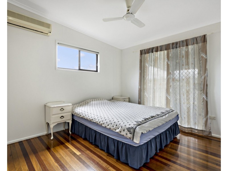 87 Hedge street, Strathpine QLD 4500