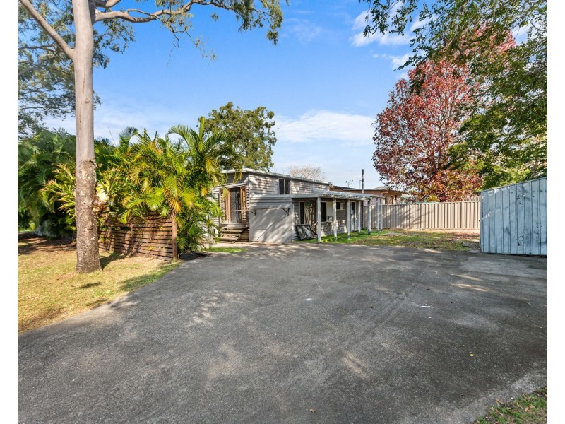 36 Moreton Terrace, Beachmere QLD 4510