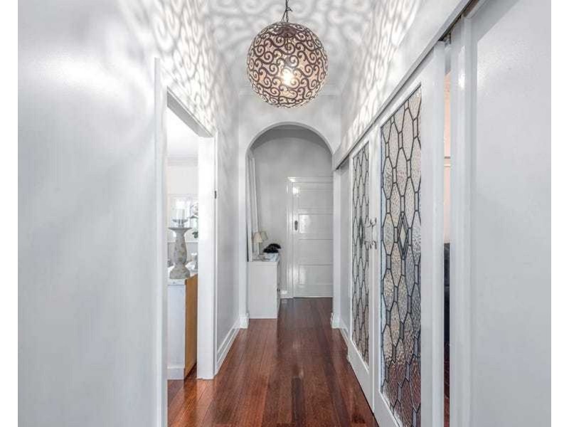 90 Strathmore St, Kedron QLD 4031