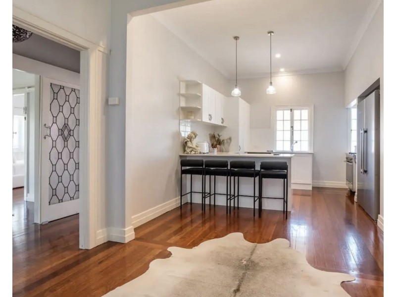 90 Strathmore St, Kedron QLD 4031