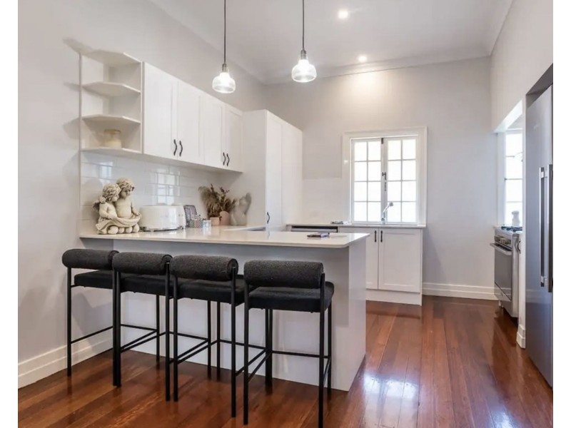 90 Strathmore St, Kedron QLD 4031