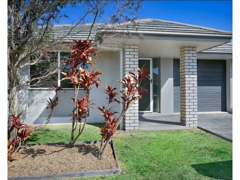 50 Denham Crescent, North Lakes QLD 4509