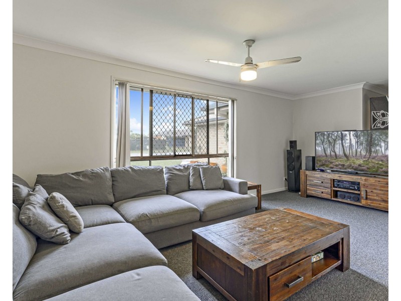28 Gillam Crescent, Bray Park QLD 4500