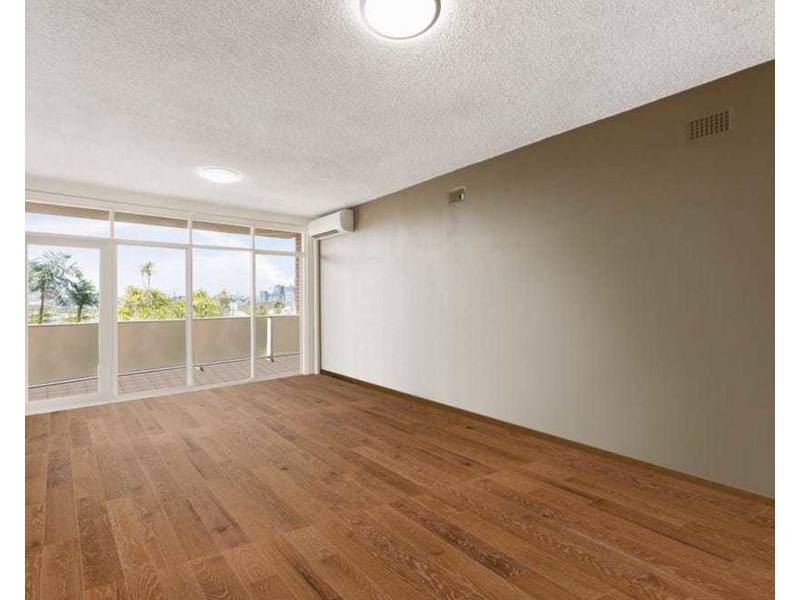 3/35 Langside Road, Hamilton QLD 4007