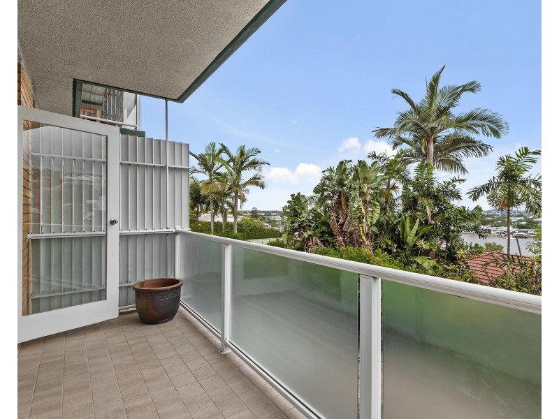 3/35 Langside Road, Hamilton QLD 4007