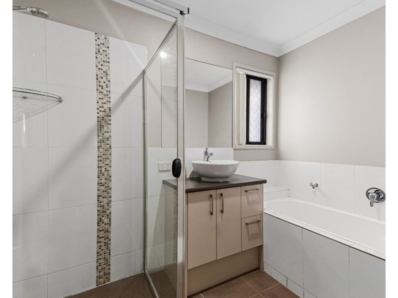 65 Blackwood Road, Deagon QLD 4017