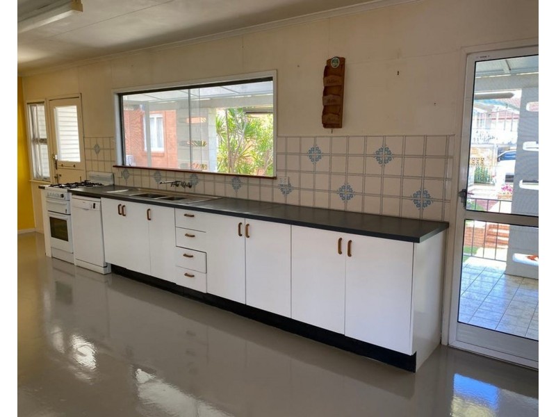 24 Warringah Street, Everton Park QLD 4053