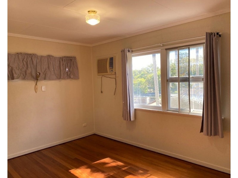 24 Warringah Street, Everton Park QLD 4053