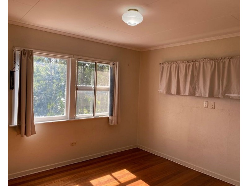 24 Warringah Street, Everton Park QLD 4053