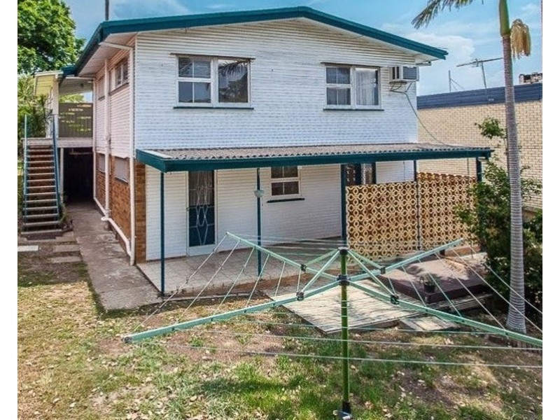 24 Warringah Street, Everton Park QLD 4053