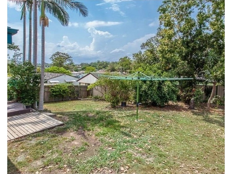24 Warringah Street, Everton Park QLD 4053