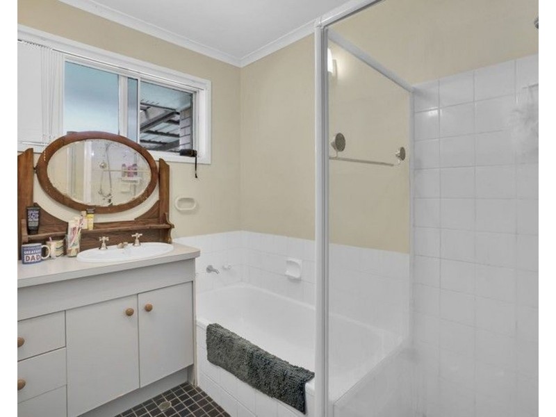 12 Chelsea Promenade, Caboolture QLD 4510
