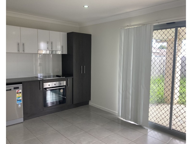 2/103 Welsh st, Burpengary QLD 4505