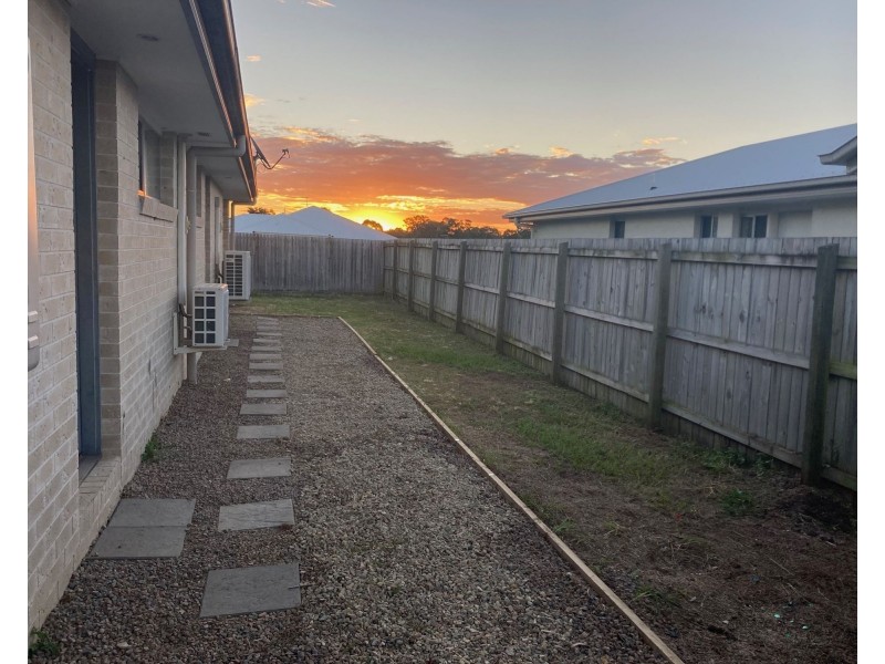 2/103 Welsh st, Burpengary QLD 4505