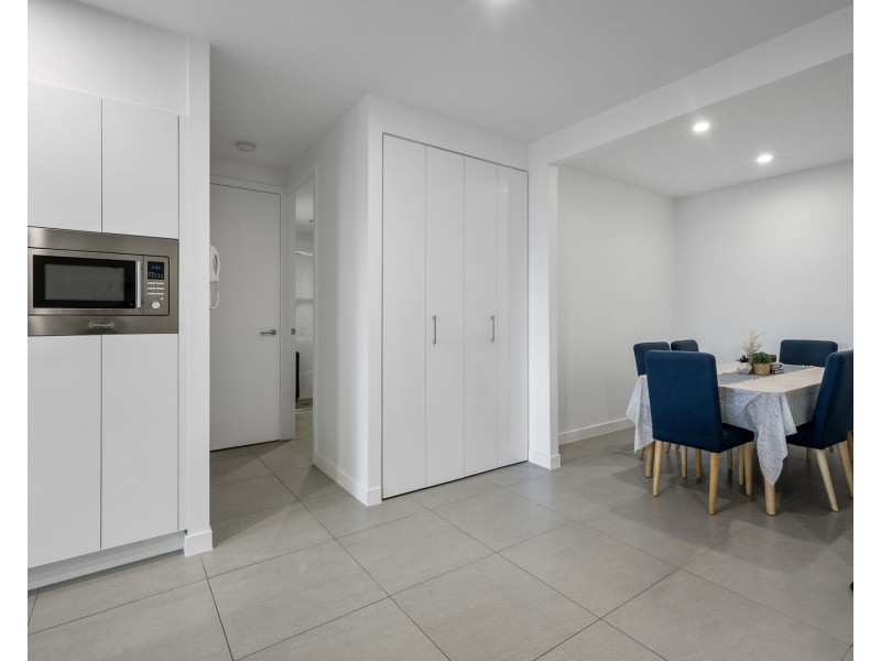 305/18 Mermaid Street, Chermside QLD 4032