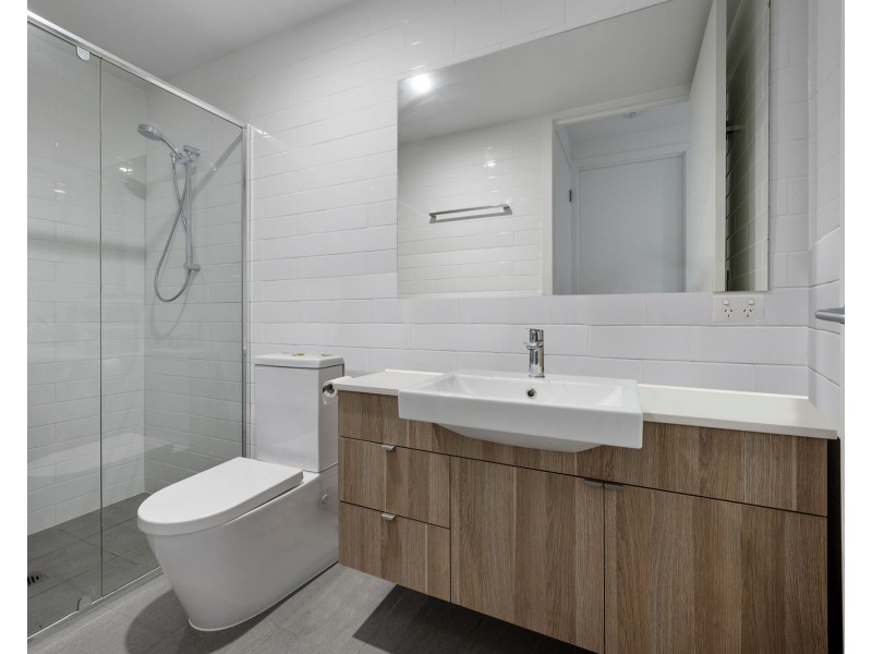 305/18 Mermaid Street, Chermside QLD 4032