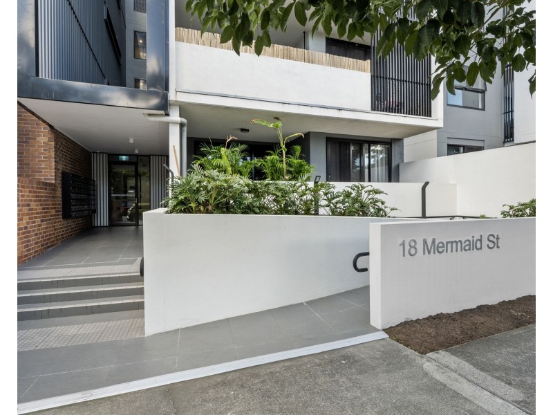 305/18 Mermaid Street, Chermside QLD 4032