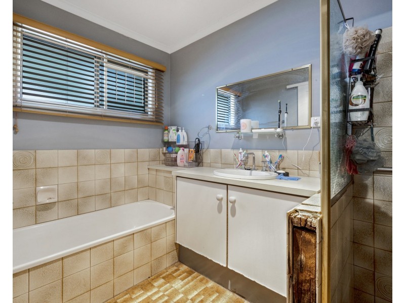 22 Oakview Court, Kallangur QLD 4503