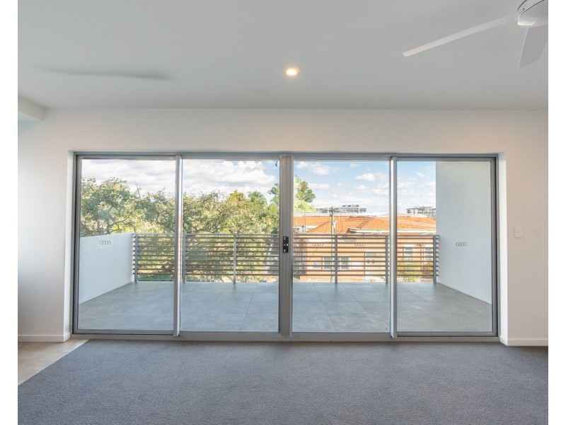 301/10-12 Mermaid Street, Chermside QLD 4032