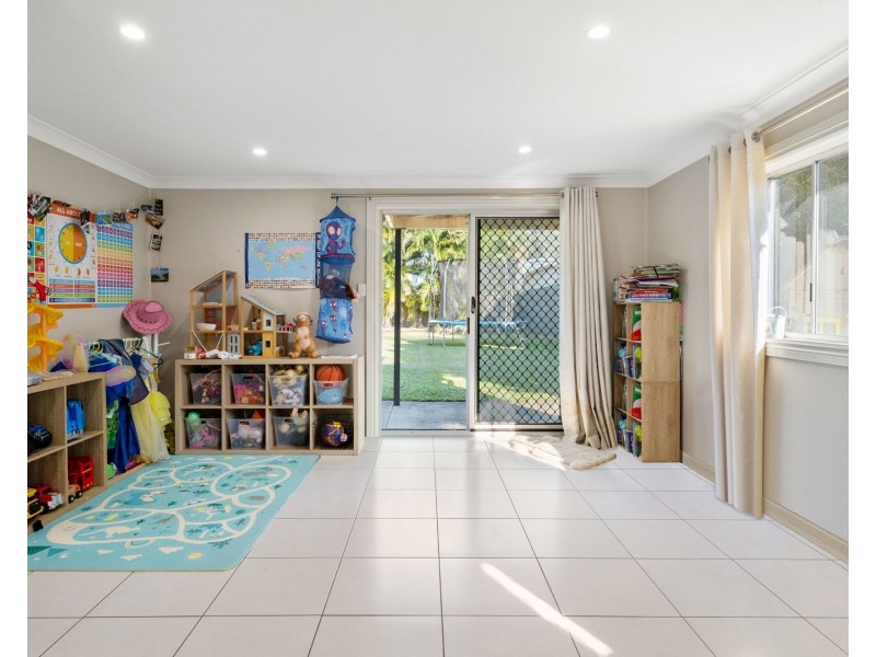 16 Torelliana Drive, Strathpine QLD 4500