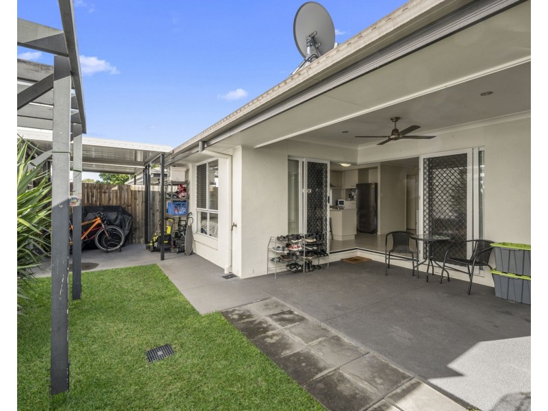 27 Carlingford Circuit, Warner QLD 4500