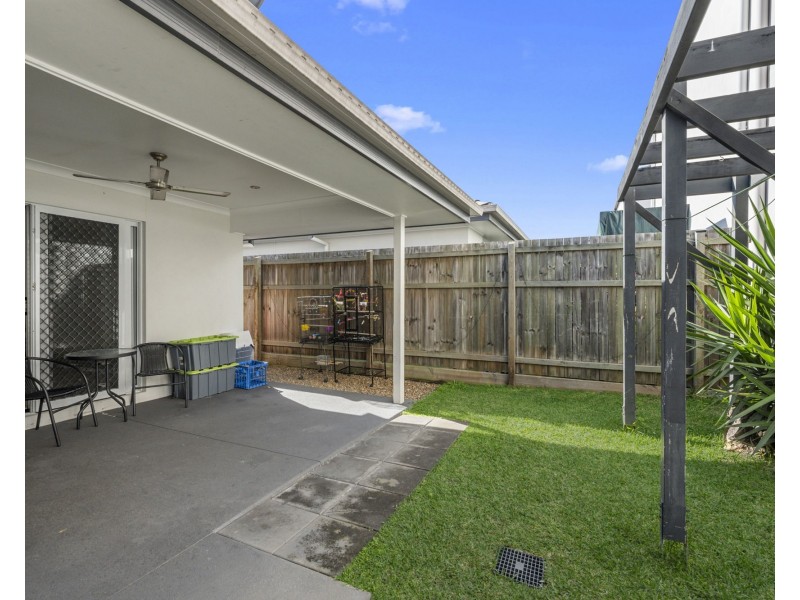 27 Carlingford Circuit, Warner QLD 4500