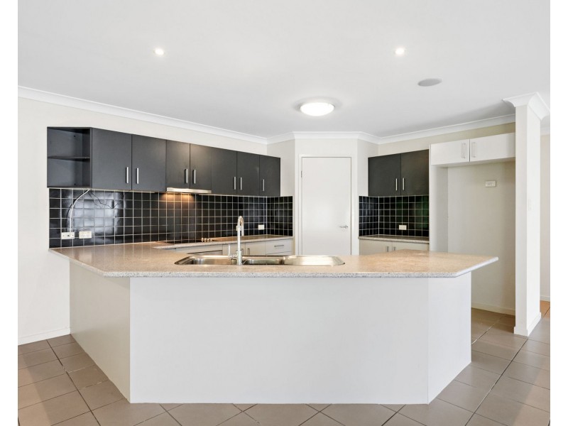 11 Surrey Close, Bald Hills QLD 4036