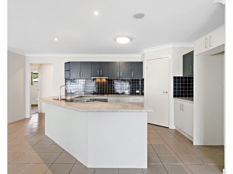 11 Surrey Close, Bald Hills QLD 4036