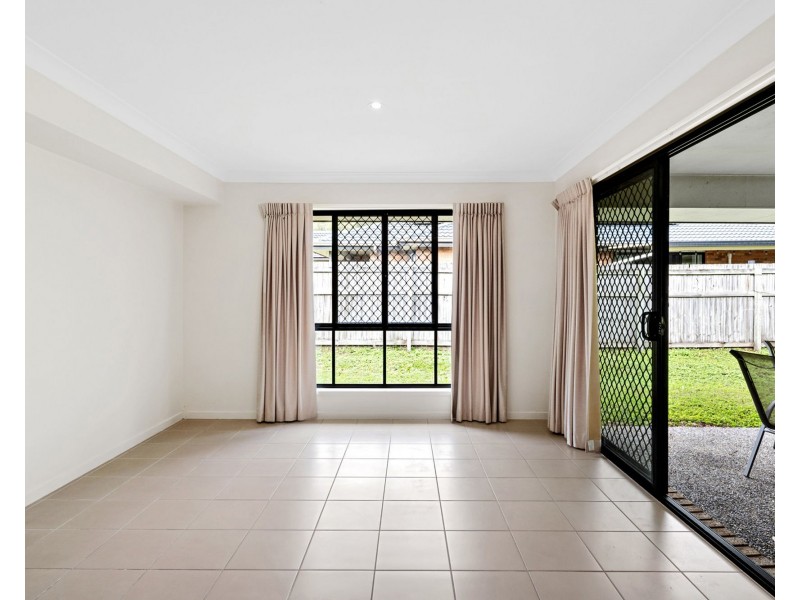 11 Surrey Close, Bald Hills QLD 4036