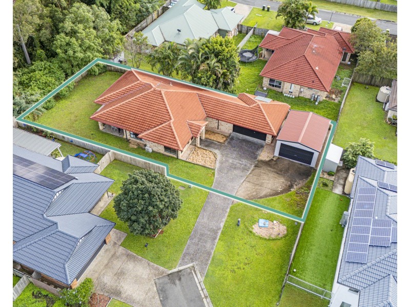 11 Surrey Close, Bald Hills QLD 4036