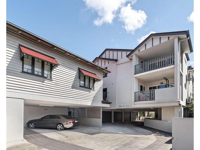 2/854 Sandgate Road, Clayfield QLD 4011