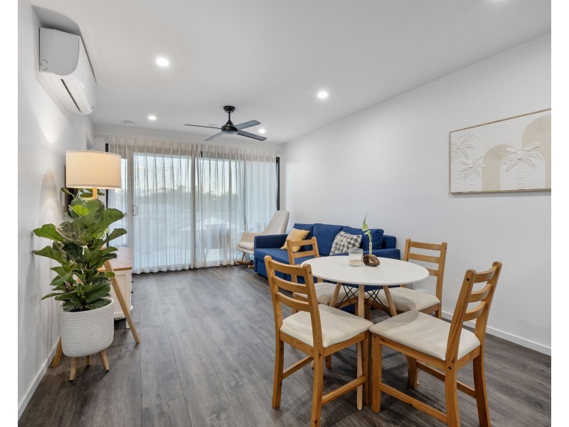 8/21 Sparkes Street, Chermside QLD 4032