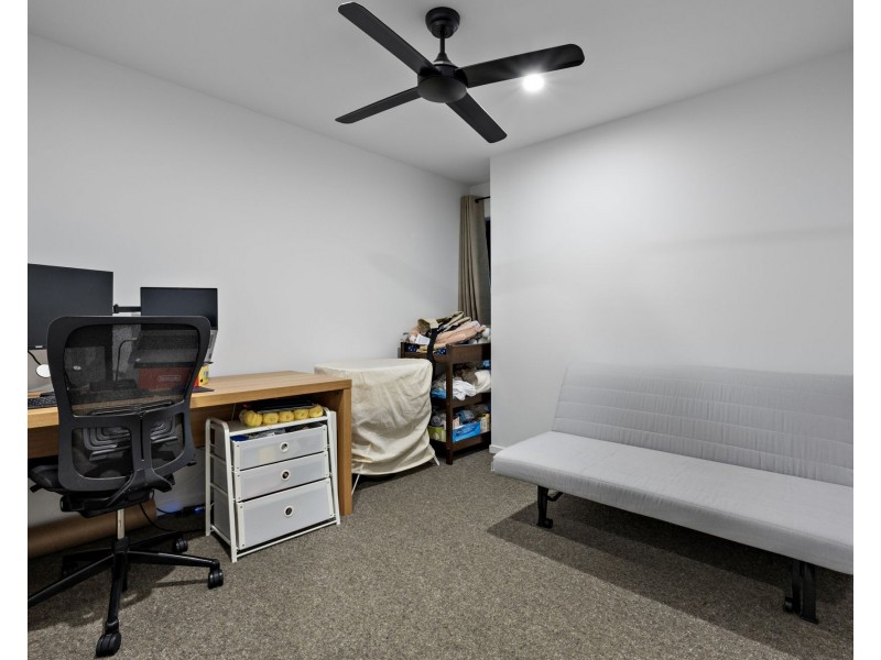 8/21 Sparkes Street, Chermside QLD 4032