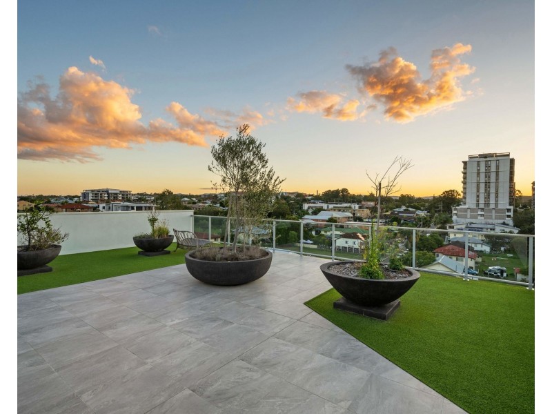 8/21 Sparkes Street, Chermside QLD 4032