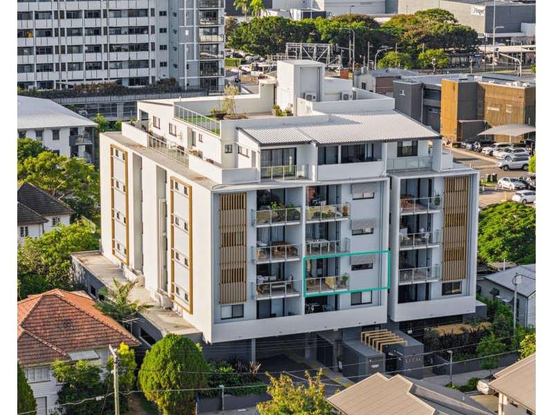 8/21 Sparkes Street, Chermside QLD 4032