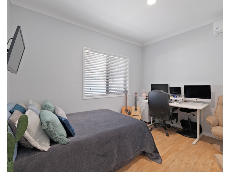 1 Newmarket Street, Lawnton QLD 4501