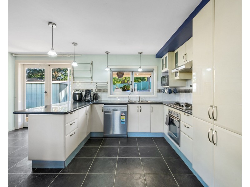 19 Highfield Crescent, Strathpine QLD 4500