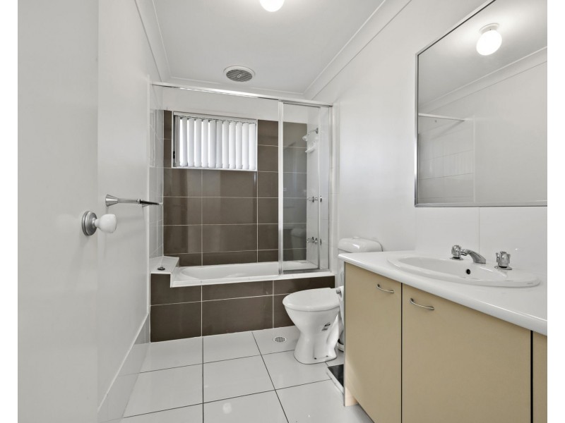 4/33 Moriarty Place, Bald Hills QLD 4036