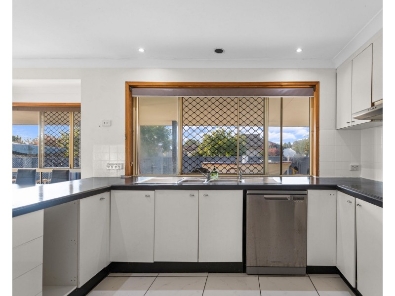 2 Candlewood Court, Upper Caboolture QLD 4510