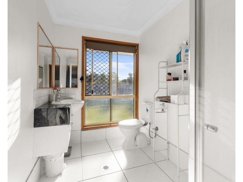 2 Candlewood Court, Upper Caboolture QLD 4510