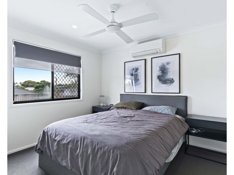 2/75 Samsonvale Road, Strathpine QLD 4500