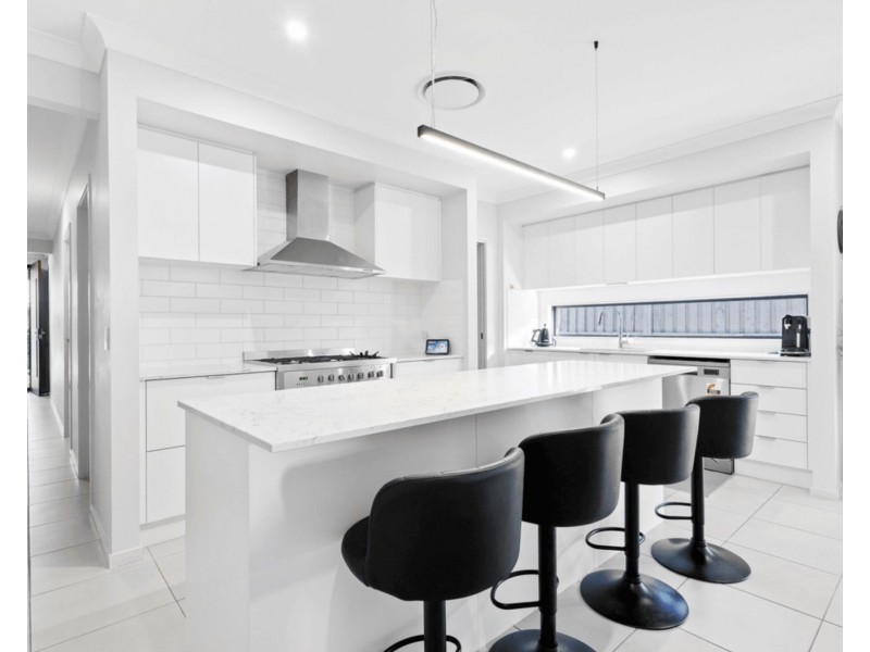 9 Serene Court, Bray Park QLD 4500