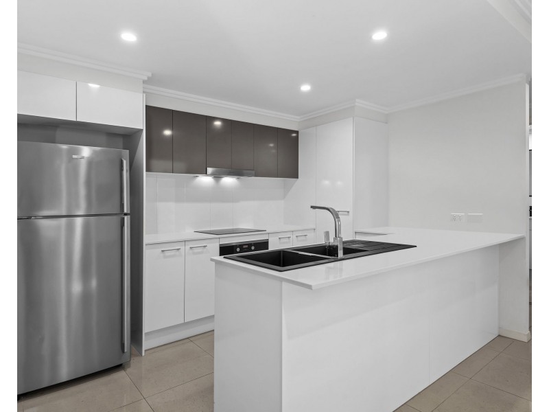 9/11 Collins Street, Nundah QLD 4012