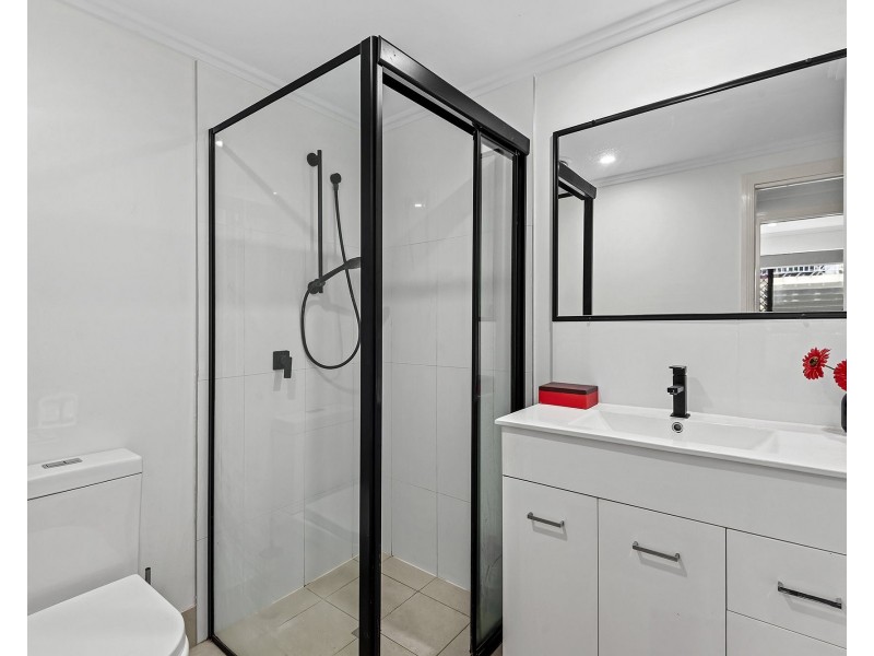 9/11 Collins Street, Nundah QLD 4012