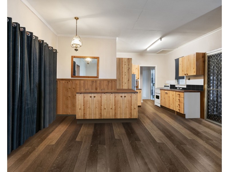 9 Gregory Avenue, Deception Bay QLD 4508