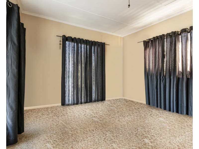 9 Gregory Avenue, Deception Bay QLD 4508