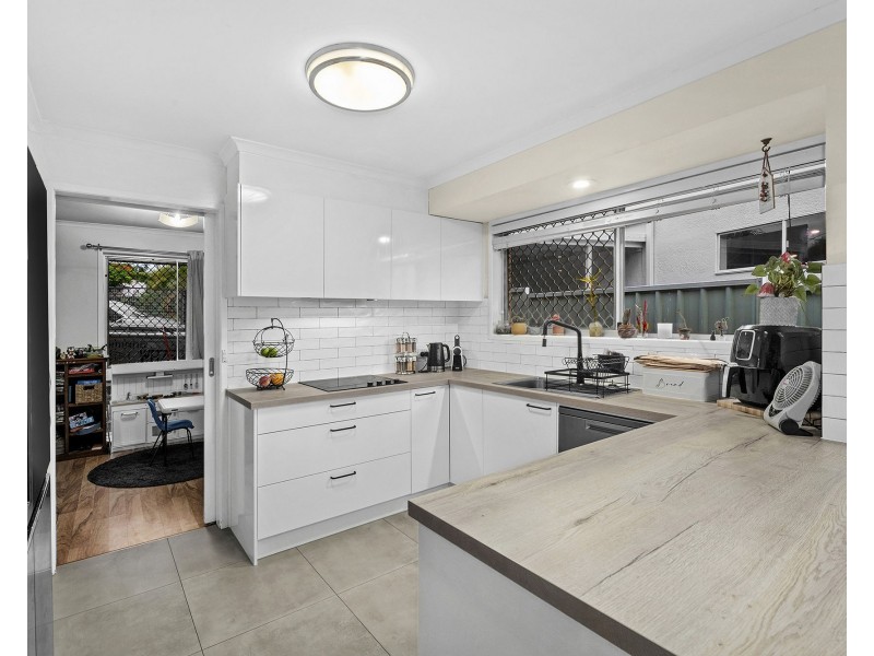 273 Elizabeth Avenue, Clontarf QLD 4019